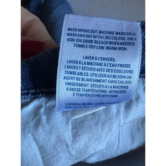 Old Navy Sweetheart Women’s Denim Shorts - 12 - Picture 7 of 7